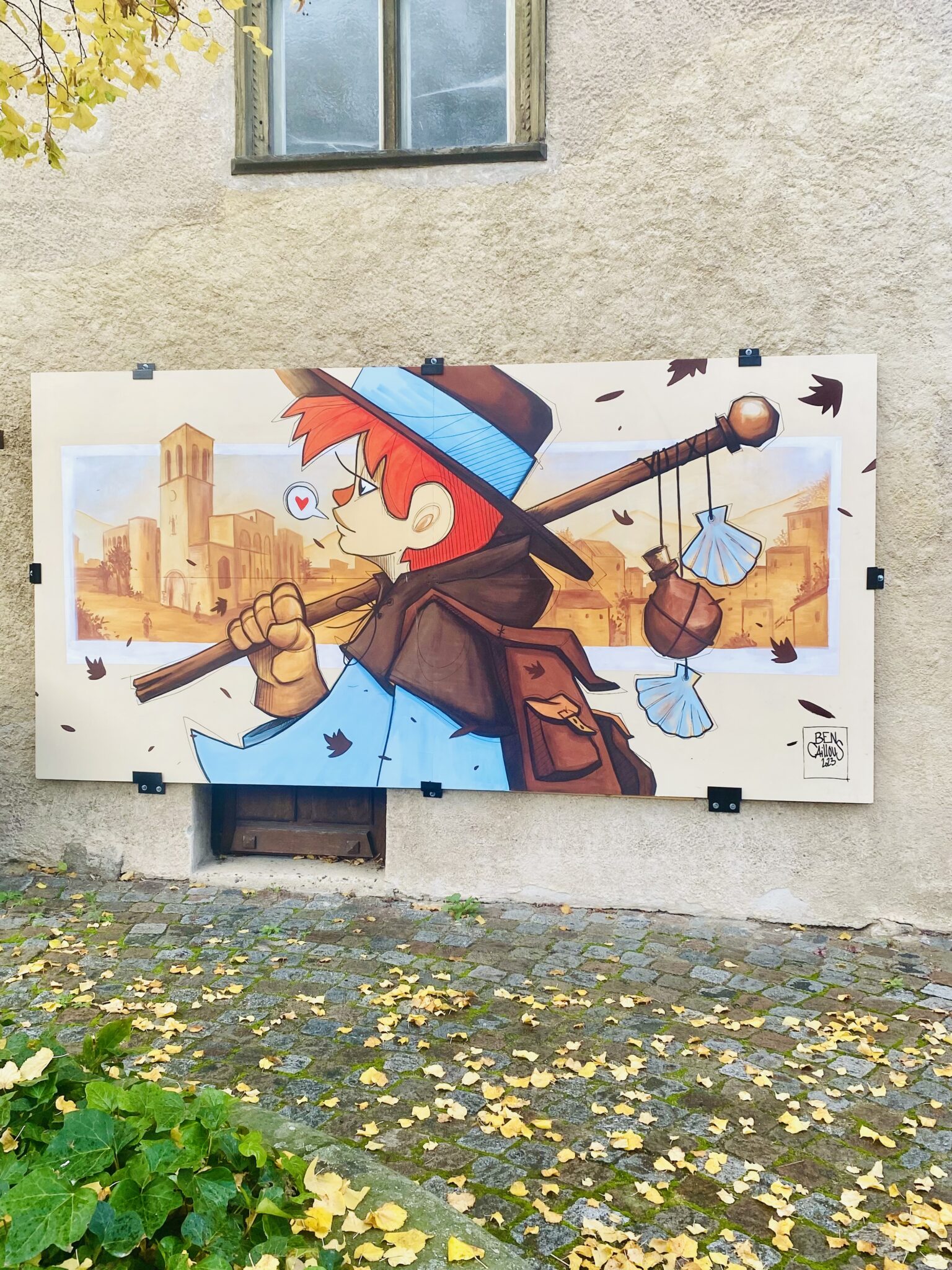 Street art, place de l'église , sur le chemin de Compostelle